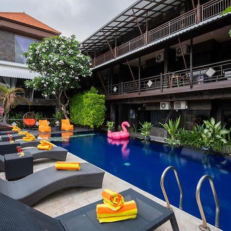 L'Amore Hotel Seminyak Екстериор снимка