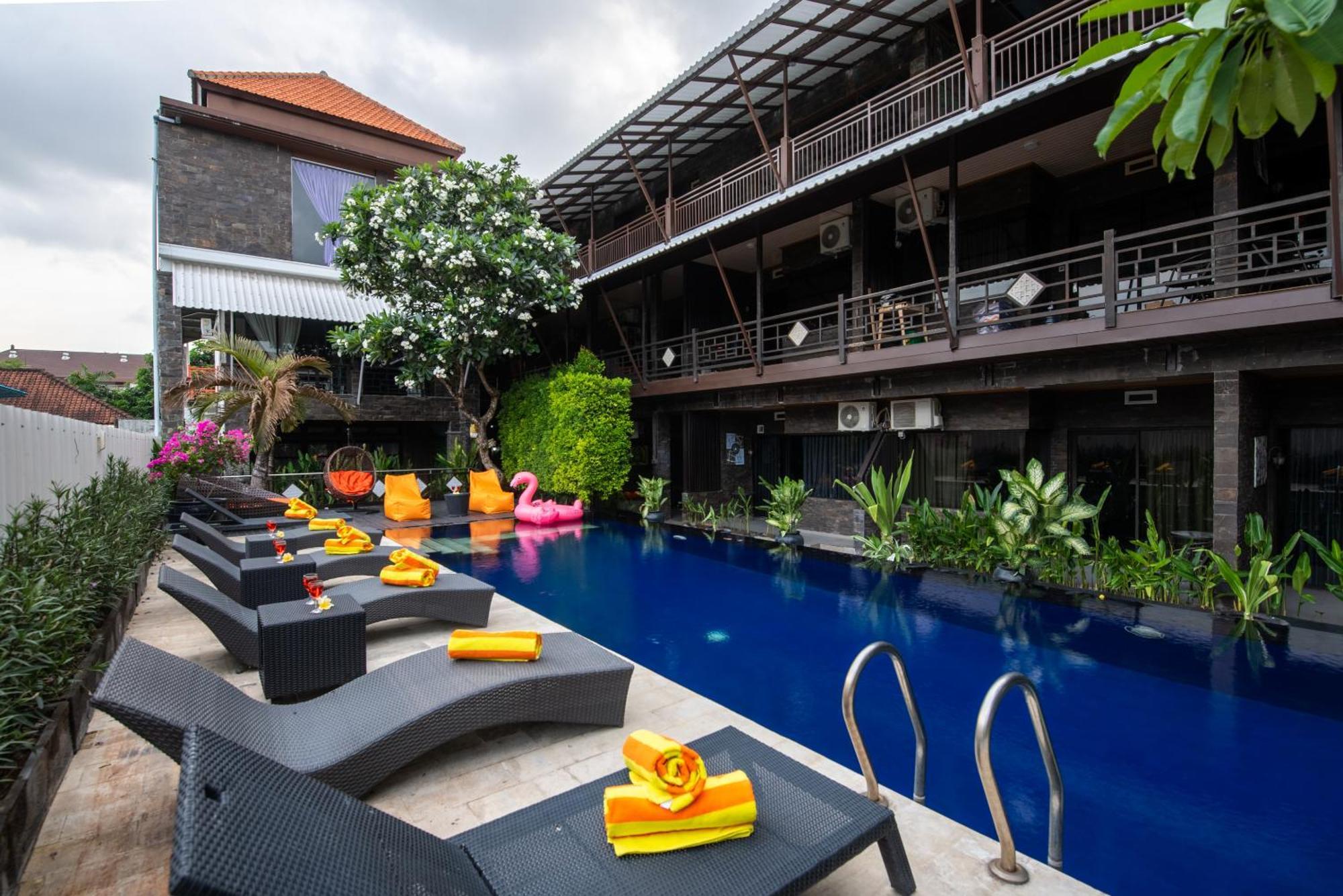 L'Amore Hotel Seminyak Екстериор снимка