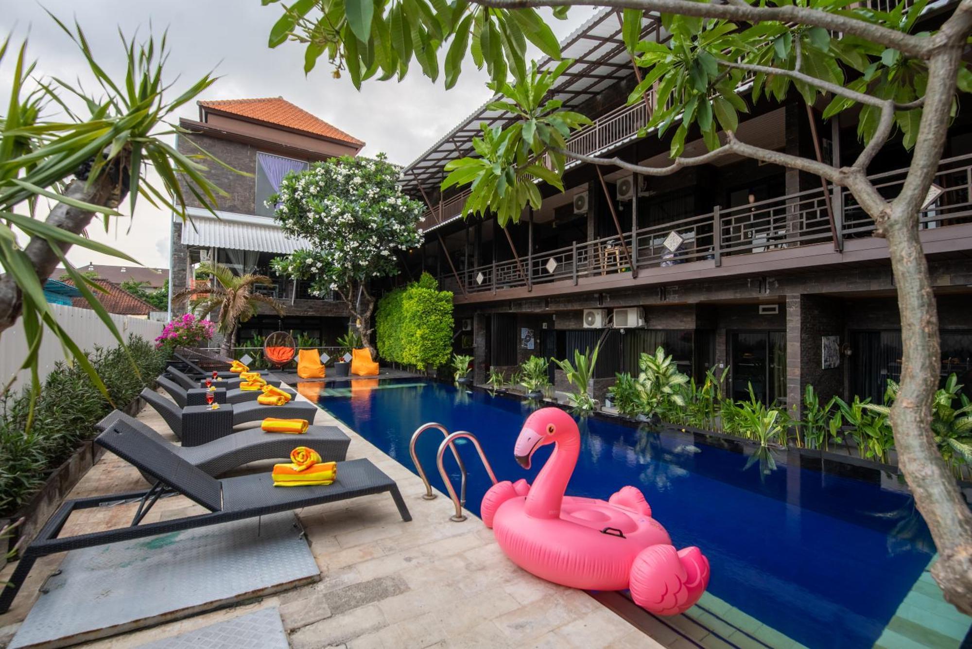 L'Amore Hotel Seminyak Екстериор снимка