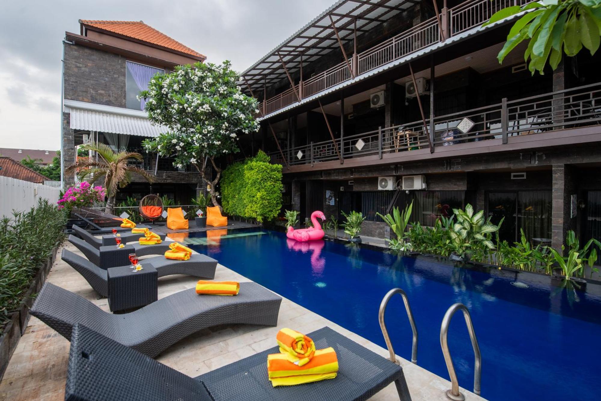 L'Amore Hotel Seminyak Екстериор снимка